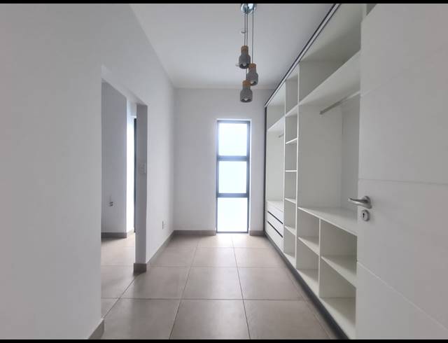 3 BEDROOM TOWNHOUSE FOR SALE IN SIMBITHI ECO ESTATE